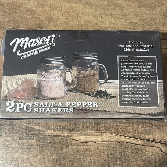 Mason jar salt & pepper shakers - Picture 3 of 3
